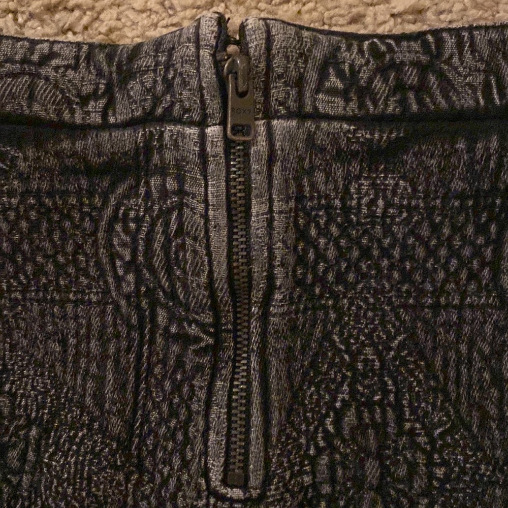 Mini skirt, Roxy, Size M - Picture 6 of 8